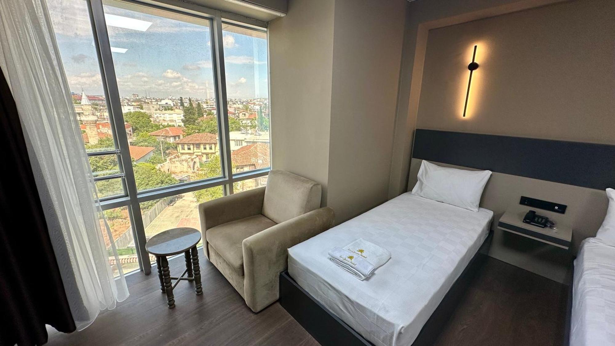 Esse Joven Hotel Анталья Экстерьер фото
